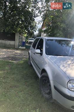 Хэтчбек Volkswagen Golf 1999 в Щирце