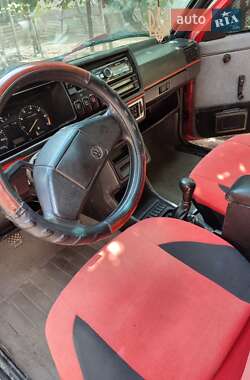 Хэтчбек Volkswagen Golf 1989 в Берестечку