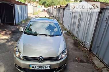 Універсал Volkswagen Golf 2012 в Києві