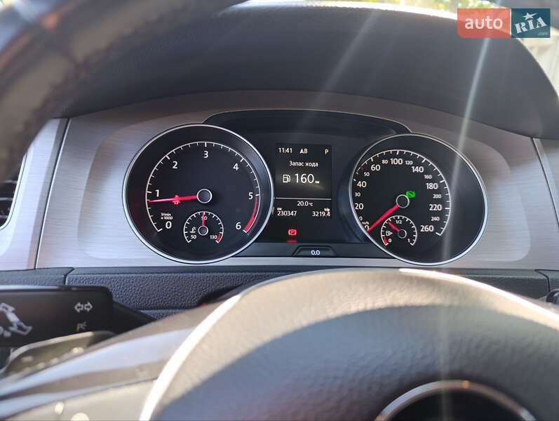 Універсал Volkswagen Golf 2015 в Львові