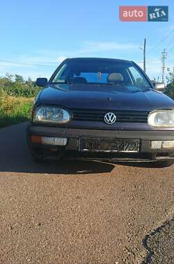 Хетчбек Volkswagen Golf 1994 в Долині