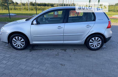 Хетчбек Volkswagen Golf 2007 в Ківерцях