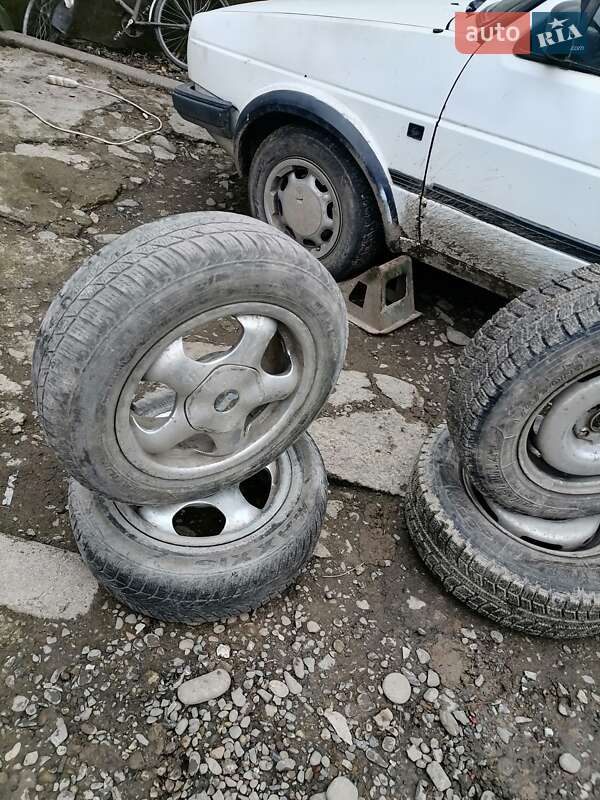 Хетчбек Volkswagen Golf 1988 в Ужгороді