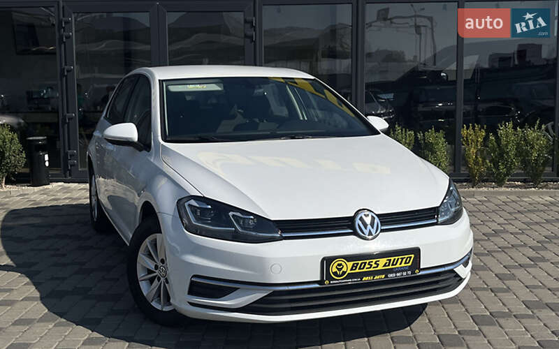 Хэтчбек Volkswagen Golf 2019 в Мукачево