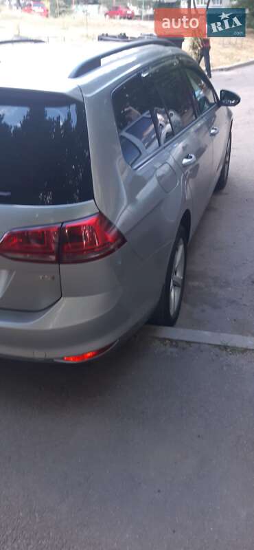 Універсал Volkswagen Golf 2015 в Харкові