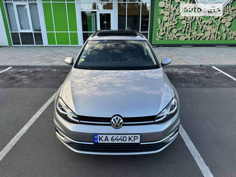 Універсал Volkswagen Golf 2017 в Умані