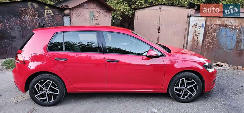 Хетчбек Volkswagen Golf 2018 в Кривому Розі