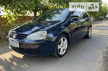 Хэтчбек Volkswagen Golf 2004 в Одессе