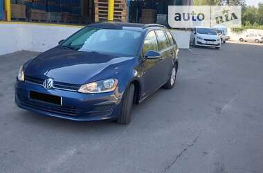 Універсал Volkswagen Golf 2015 в Києві