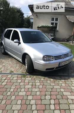 Хетчбек Volkswagen Golf 2003 в Львові