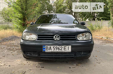 Хэтчбек Volkswagen Golf 1999 в Кременчуге