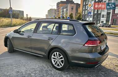 Универсал Volkswagen Golf 2017 в 