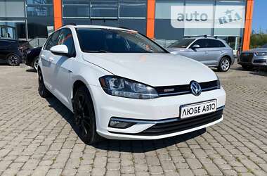 Універсал Volkswagen Golf 2019 в Львові