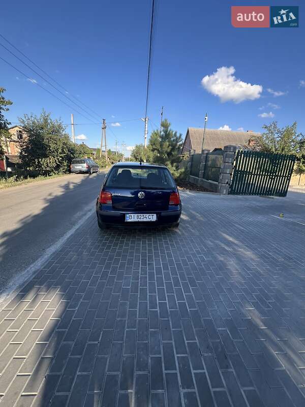 Хэтчбек Volkswagen Golf 2001 в Полтаве
