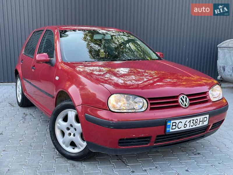 Хетчбек Volkswagen Golf 2001 в Дрогобичі