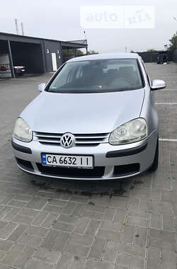 Хэтчбек Volkswagen Golf 2004 в Черкассах