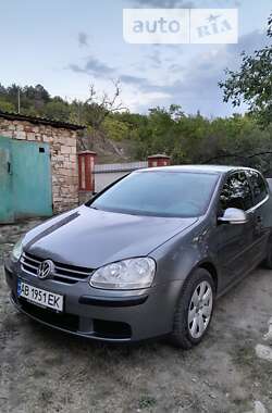 Хетчбек Volkswagen Golf 2005 в Ямполі