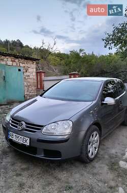 Хетчбек Volkswagen Golf 2005 в Ямполі