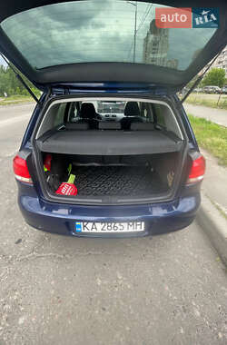 Хетчбек Volkswagen Golf 2012 в Києві