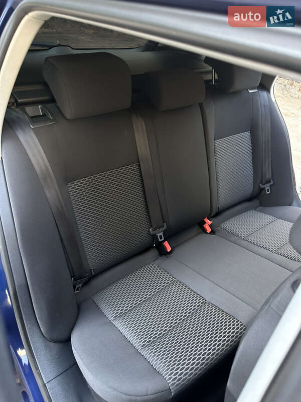 Универсал Volkswagen Golf 2009 в Львове