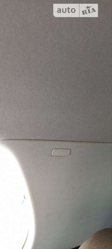 Хэтчбек Volkswagen Golf 2005 в Хмельницком