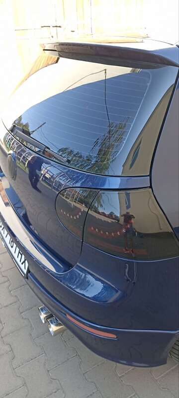 Хэтчбек Volkswagen Golf 2005 в Хмельницком