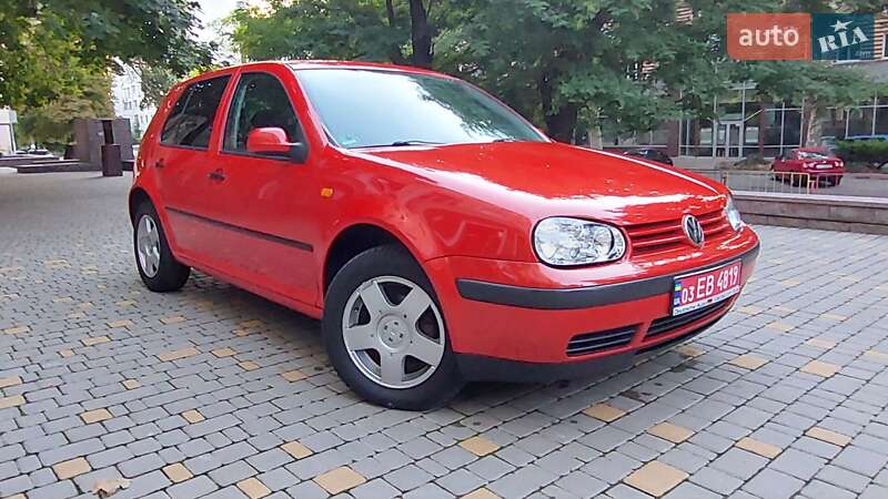 Хетчбек Volkswagen Golf 1999 в Одесі