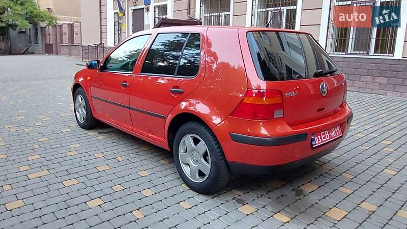 Хетчбек Volkswagen Golf 1999 в Одесі