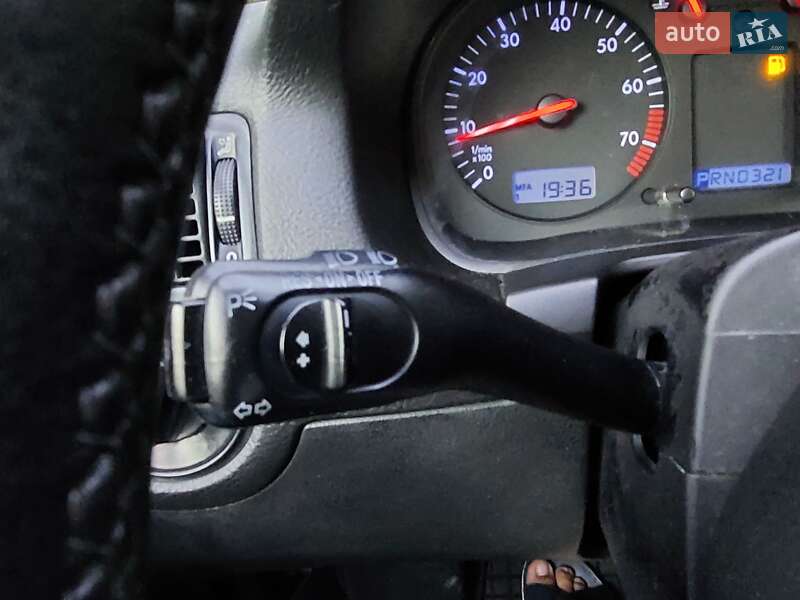 Хетчбек Volkswagen Golf 1999 в Одесі