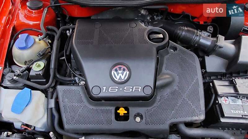 Хетчбек Volkswagen Golf 1999 в Одесі