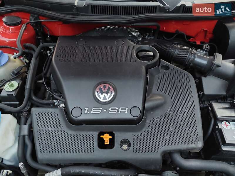 Хетчбек Volkswagen Golf 1999 в Одесі