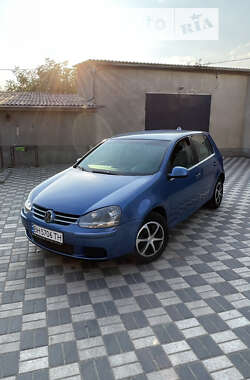 Хэтчбек Volkswagen Golf 2003 в Одессе