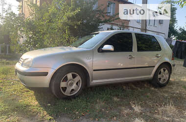 Хетчбек Volkswagen Golf 2002 в Полтаві