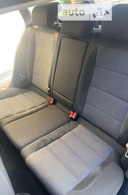 Универсал Volkswagen Golf 2011 в 