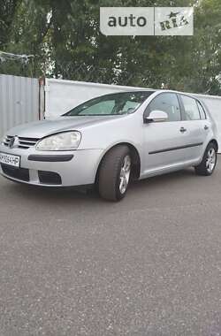 Хетчбек Volkswagen Golf 2005 в Києві