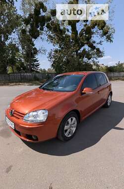 Хетчбек Volkswagen Golf 2006 в Вапнярці