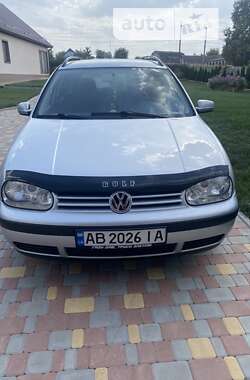 Универсал Volkswagen Golf 2002 в Виннице