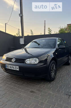 Хетчбек Volkswagen Golf 2000 в Первомайську