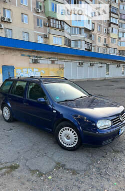 Універсал Volkswagen Golf 2000 в Одесі