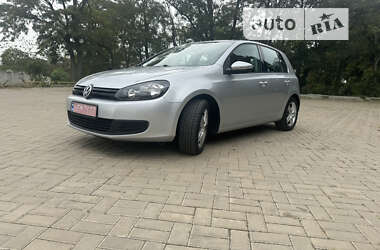 Хэтчбек Volkswagen Golf 2010 в Краматорске