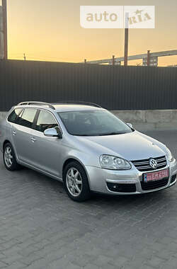 Універсал Volkswagen Golf 2008 в Вознесенську