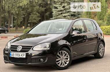 Хетчбек Volkswagen Golf 2008 в Вінниці