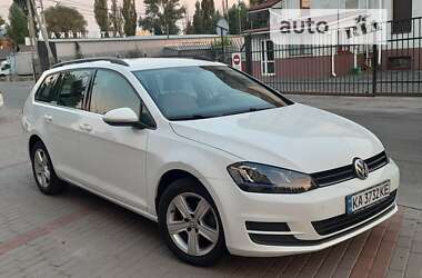 Универсал Volkswagen Golf 2015 в Киеве