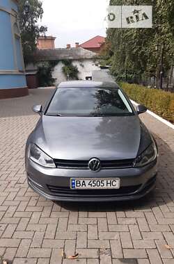 Хетчбек Volkswagen Golf 2014 в Кропивницькому