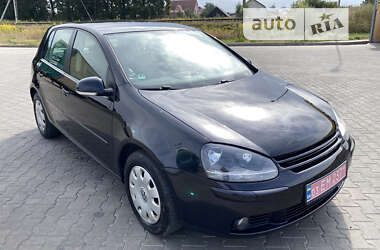 Хэтчбек Volkswagen Golf 2006 в Луцке