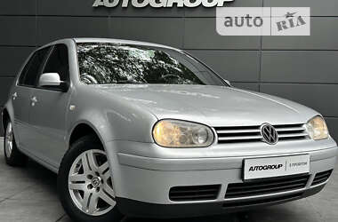 Хэтчбек Volkswagen Golf 2003 в Одессе