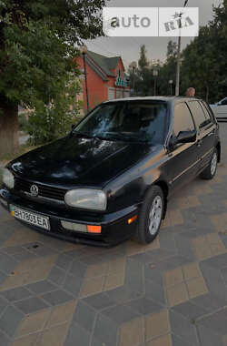 Хэтчбек Volkswagen Golf 1996 в Балте