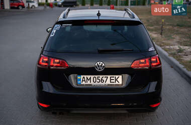 Универсал Volkswagen Golf 2016 в Житомире