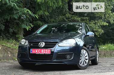 Хетчбек Volkswagen Golf 2007 в Києві