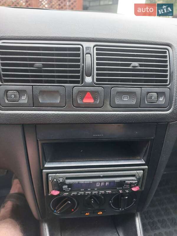 Хэтчбек Volkswagen Golf 2003 в Звенигородке фото 16 Хэтчбек Volkswagen Golf 2003 в Звенигородке